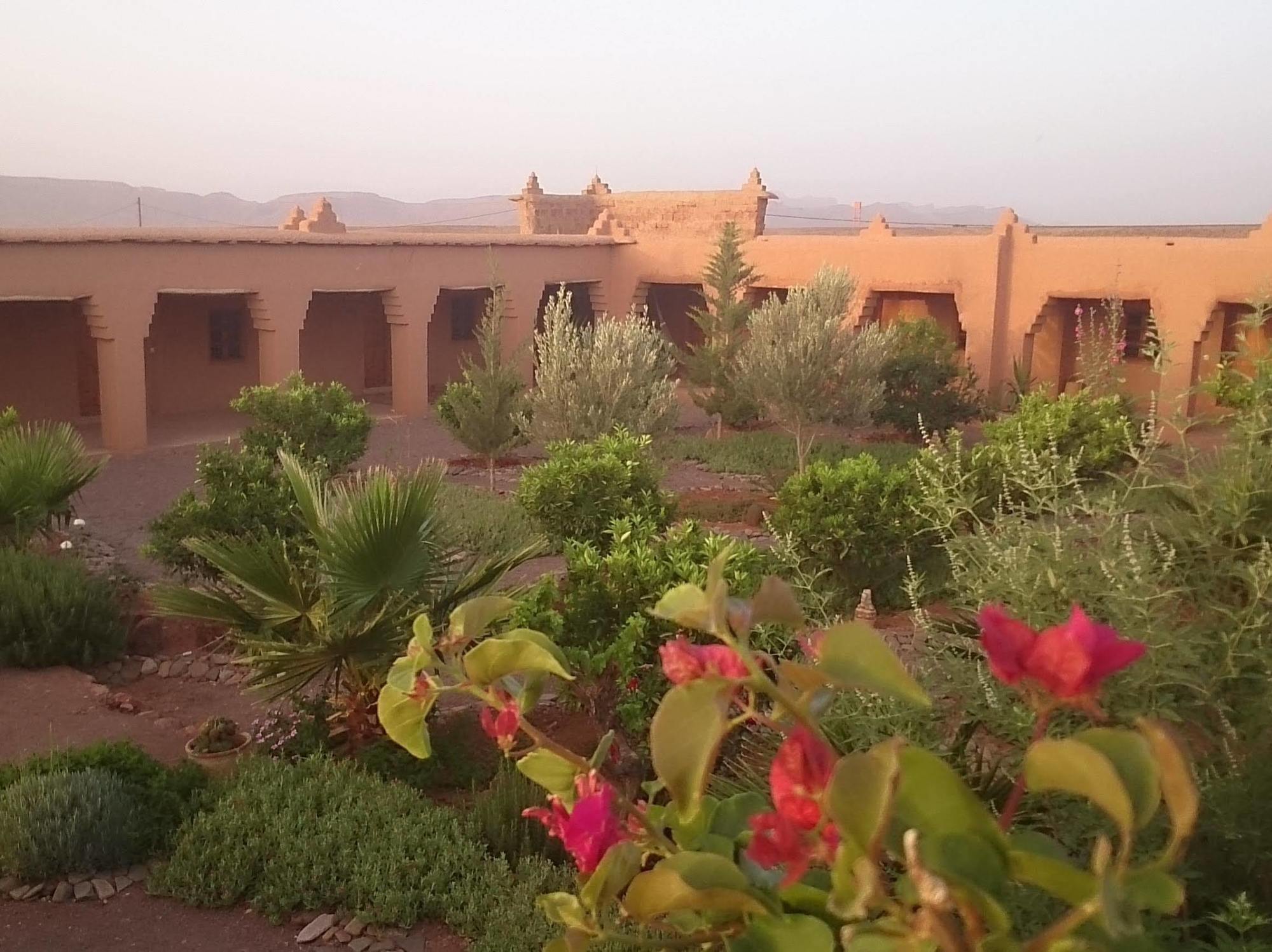 نكوب Auberge Bassou المظهر الخارجي الصورة